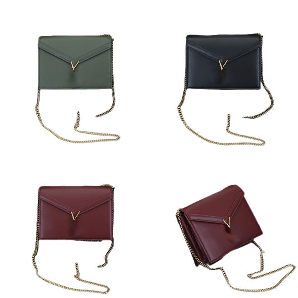 2023 fashion show r bags original single shoulder bag with new materials to build with leather with metallic shiny color
2023 fashion show r bags original single shoulder bag with new materials to build with leather with metallic shiny color