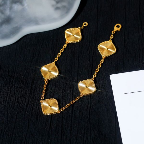 designer jewelry van cleef bracelet luxury leaf clover charm bracelets bangle gold onyx shell of pearl women and girls party gifts accessori, Black
designer jewelry van cleef bracelet luxury leaf clover charm bracelets bangle gold onyx shell of pearl women and girls party gifts accessori, Black