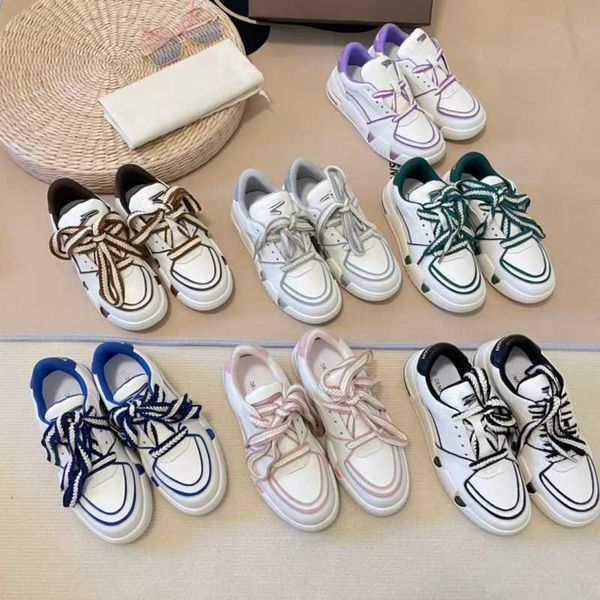 luxury design small white shoes couple casual leather lace-up slip-on shoes 0629, Black
luxury design small white shoes couple casual leather lace-up slip-on shoes 0629, Black