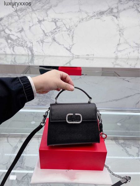 diamond 22 designer bag lady purse bags valentiino 2023 v autumn and winter mini exquisite hardware lock postman portable shoulder messenger
diamond 22 designer bag lady purse bags valentiino 2023 v autumn and winter mini exquisite hardware lock postman portable shoulder messenger