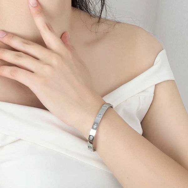 original designer bracelet female 18k rose gold sterling silver couple bracelet net red light luxury exquisite ins minor colorless girlfrien, Black
original designer bracelet female 18k rose gold sterling silver couple bracelet net red light luxury exquisite ins minor colorless girlfrien, Black