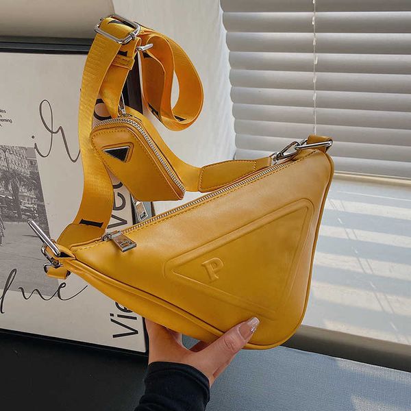2023 fashion bags trend western style designer bag women shoulder bag versatile crossbody leather handbags purses 230612
2023 fashion bags trend western style designer bag women shoulder bag versatile crossbody leather handbags purses 230612