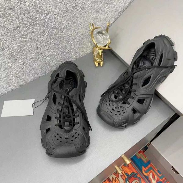 beach shoes sports shoes rubber one ultra-light outdoor sandals for men 0701, Black
beach shoes sports shoes rubber one ultra-light outdoor sandals for men 0701, Black