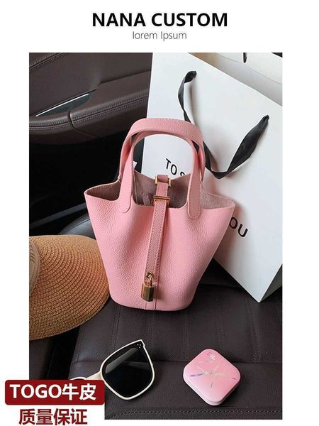 wholesale designer h ormes totes handbags online celebrity highend vegetable basket bag highquality texture genuine leather versatile portab
wholesale designer h ormes totes handbags online celebrity highend vegetable basket bag highquality texture genuine leather versatile portab