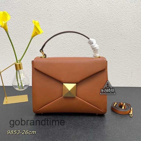 valentino classic designer leather women light beauty handbag bags rivet fashion geometric splice shoulder crossbody women's bag 1 7vfd
valentino classic designer leather women light beauty handbag bags rivet fashion geometric splice shoulder crossbody women's bag 1 7vfd