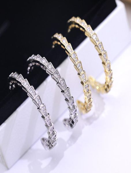 european american and french style hoop earrings sterling silver needle zircon -shaped ear ring personalized cold style simple geometri20063, Golden
european american and french style hoop earrings sterling silver needle zircon -shaped ear ring personalized cold style simple geometri20063, Golden