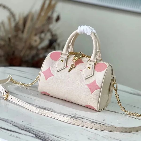 designer luxury speedy bandouliere 20 m81625 m46397 summer stardust nano speedy 2way handbag crossbody shoulder boston bag 7a quality
designer luxury speedy bandouliere 20 m81625 m46397 summer stardust nano speedy 2way handbag crossbody shoulder boston bag 7a quality