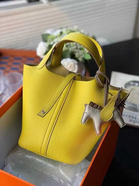 wholesale designer h ormes totes handbags family vegetable basket bag tc leather bucket women's lychee pattern handmade wax thread genu
wholesale designer h ormes totes handbags family vegetable basket bag tc leather bucket women's lychee pattern handmade wax thread genu