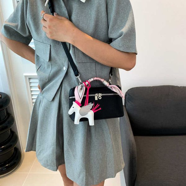 spring and summer new popular fashion lychee pattern handheld small square bag shoulder crossbody bag lunchbox bag 0723
spring and summer new popular fashion lychee pattern handheld small square bag shoulder crossbody bag lunchbox bag 0723