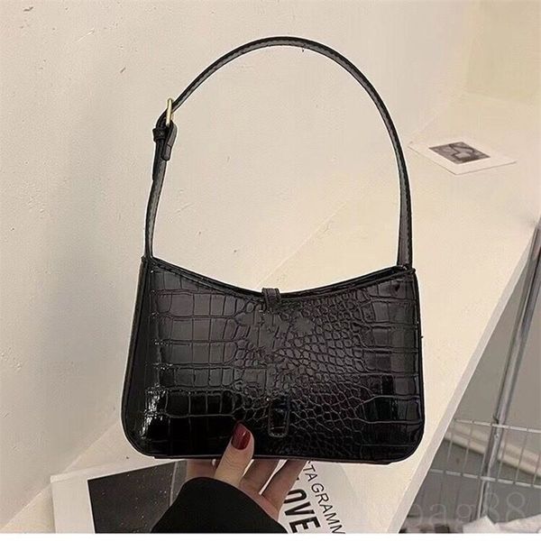 letters shoulder bag hobo plated gold letter designer handbag for women shopping sac a main pure color le5a7 smooth leather material lady ba
letters shoulder bag hobo plated gold letter designer handbag for women shopping sac a main pure color le5a7 smooth leather material lady ba