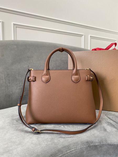 7941 classic women's tote high-end quality crossbody bag with luxury grain cowhide shoulder bag selected british worsted classic large
7941 classic women's tote high-end quality crossbody bag with luxury grain cowhide shoulder bag selected british worsted classic large