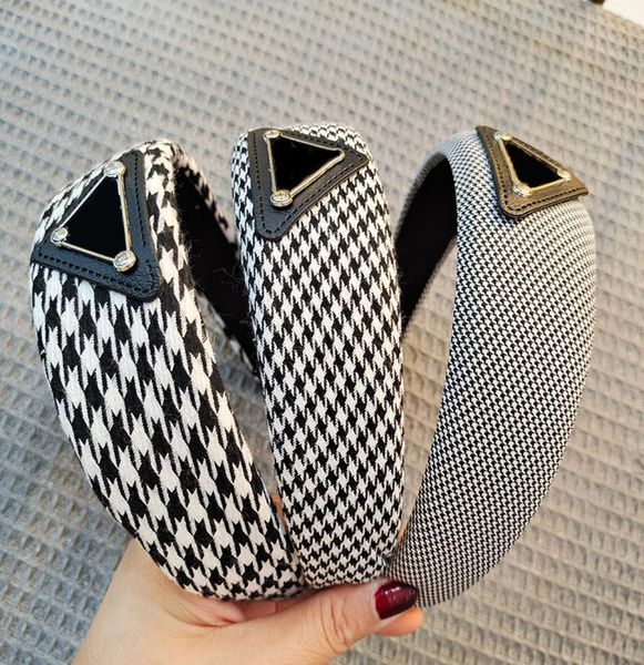 houndstooth pattern headband for women girl widebrimmed hair hoop bezel fashion luxury brand hairbands hair accessories4683307, Silver
houndstooth pattern headband for women girl widebrimmed hair hoop bezel fashion luxury brand hairbands hair accessories4683307, Silver