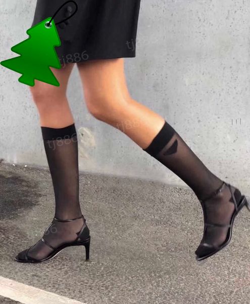 womens luxury socks stockings senior streets comfortable knee sock designer classic popular men, Black;white
womens luxury socks stockings senior streets comfortable knee sock designer classic popular men, Black;white