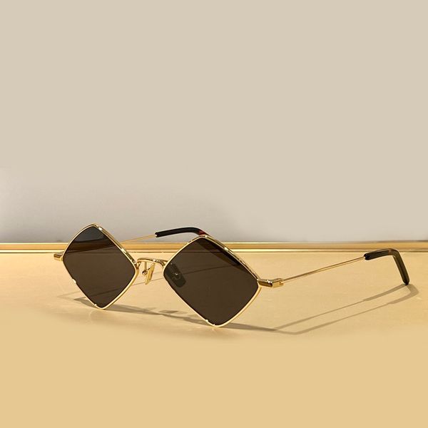 302 gold metal rhombus sunglasses dark grey lens women men summer sunnies gafas de sol designers sunglasses shades occhiali da sole uv400 ey, White;black
302 gold metal rhombus sunglasses dark grey lens women men summer sunnies gafas de sol designers sunglasses shades occhiali da sole uv400 ey, White;black