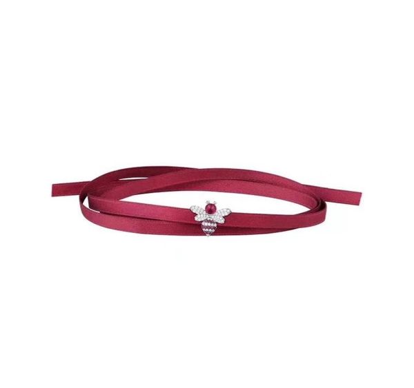 new red silk ribbon choker necklace red corundum bee bar chokers necklace for women collares mujer collier ras du cou choker brace6241155, Golden;silver
new red silk ribbon choker necklace red corundum bee bar chokers necklace for women collares mujer collier ras du cou choker brace6241155, Golden;silver