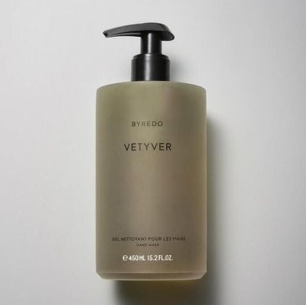 byredo rose vetyver tulipmania suede hand wash 450ml gel nettoyant pour les mains hand sanitizer liquid soap 15.2fl.oz good smell fast ship
byredo rose vetyver tulipmania suede hand wash 450ml gel nettoyant pour les mains hand sanitizer liquid soap 15.2fl.oz good smell fast ship