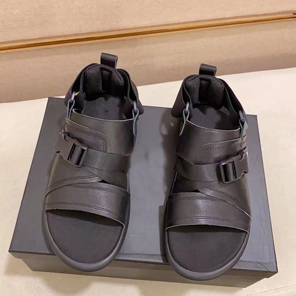 men's sandals 2023 new leather shoes summer men's wear casual cool slippers driving soft soled beach shoes comfortable and light t, Black
men's sandals 2023 new leather shoes summer men's wear casual cool slippers driving soft soled beach shoes comfortable and light t, Black