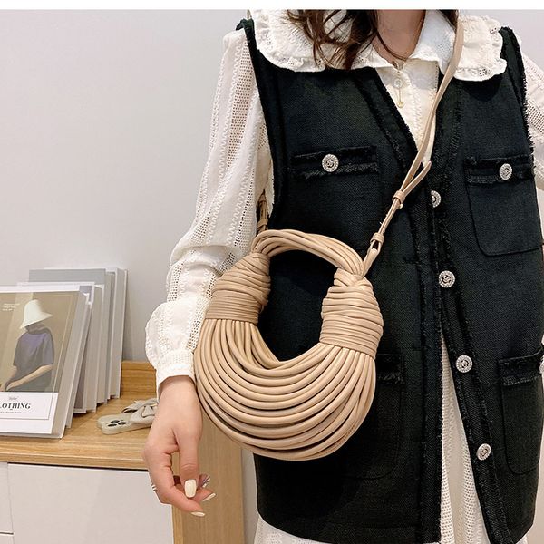 designer mini jodie knitting hobo bag evening bags handbags for women luxury brand handwoven noodle rope knotted pulled hobo clutch
designer mini jodie knitting hobo bag evening bags handbags for women luxury brand handwoven noodle rope knotted pulled hobo clutch