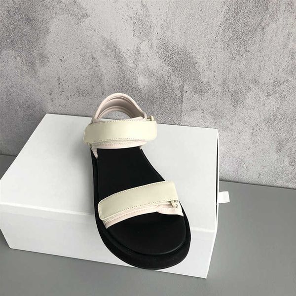 designer sandals french lady leather toe clip square kitten heel luxury casual comfortable outdoor party slippers r1zk, Black
designer sandals french lady leather toe clip square kitten heel luxury casual comfortable outdoor party slippers r1zk, Black