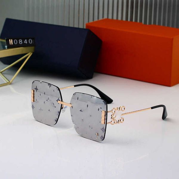 wholesale of sunglasses new women's large square glasses show slim weight and anti uv sunglasses tide, White;black
wholesale of sunglasses new women's large square glasses show slim weight and anti uv sunglasses tide, White;black