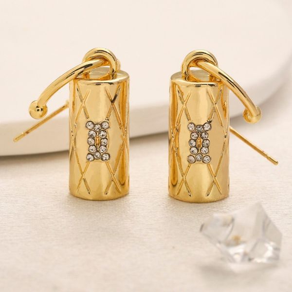 huggie designer jewelry earrings for women trendy jewlery designer for woman mossanite small hoop earring viviene westwood vintage men lette, Golden;silver
huggie designer jewelry earrings for women trendy jewlery designer for woman mossanite small hoop earring viviene westwood vintage men lette, Golden;silver