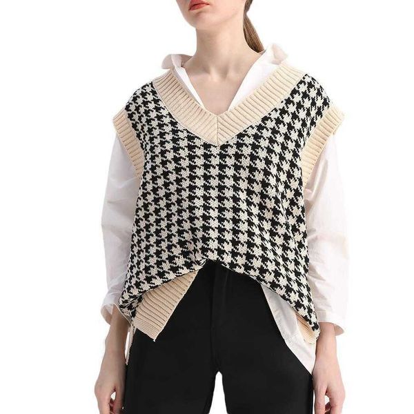 2023 new autumn and winter women's sweater chiffon knitted vest v-neck sleeveless wool ma jianv, Black;white
2023 new autumn and winter women's sweater chiffon knitted vest v-neck sleeveless wool ma jianv, Black;white