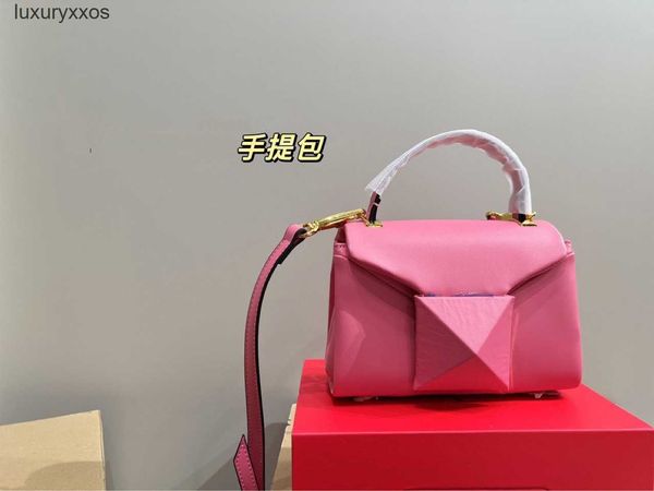 charm valentiino rivet designer trend bags bag style 2023 fashion lady 23 cover purse spring/summer small square handheld one shoulder cross
charm valentiino rivet designer trend bags bag style 2023 fashion lady 23 cover purse spring/summer small square handheld one shoulder cross