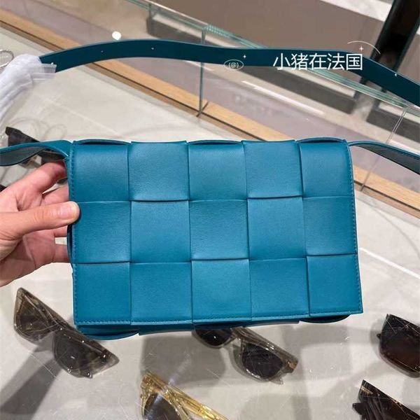 tote bottegas bag cassette pillow small square woven same style shoulder venetas handbags zc
tote bottegas bag cassette pillow small square woven same style shoulder venetas handbags zc