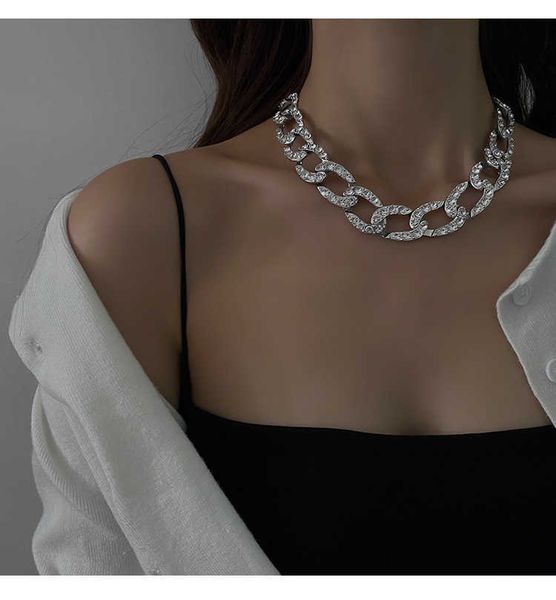 high level 925 silver cuban chain full diamond necklace women's luxury silver fashion jewelry necklaces for women brand clavicle neck c
high level 925 silver cuban chain full diamond necklace women's luxury silver fashion jewelry necklaces for women brand clavicle neck c