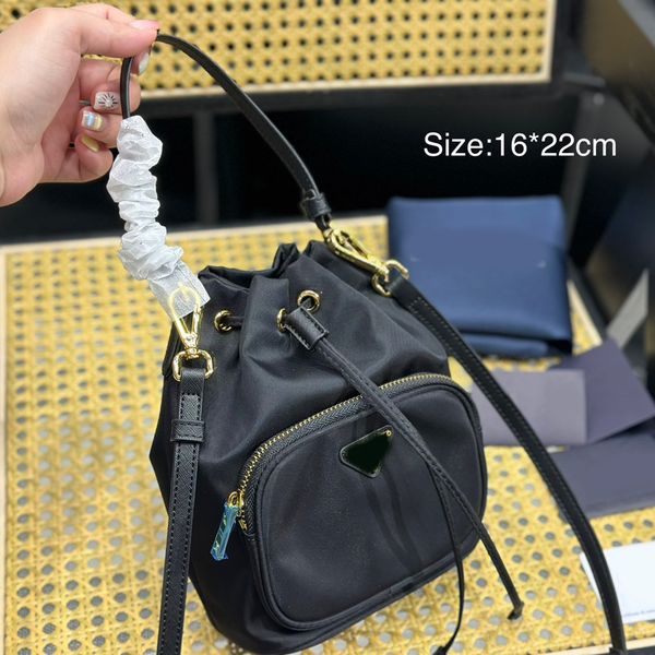 bucket bags designer brand bag totes nylon 2023 luxury cross body handbag fashion shoulder bag women letter purse phone wallet plain lady
bucket bags designer brand bag totes nylon 2023 luxury cross body handbag fashion shoulder bag women letter purse phone wallet plain lady