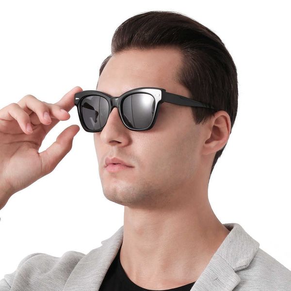 large frame sunglasses plate polarized men's and women's high-quality fashionable versatile sunglasses, White;black
large frame sunglasses plate polarized men's and women's high-quality fashionable versatile sunglasses, White;black