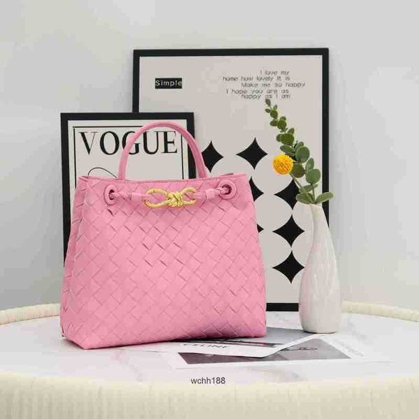 lingge 2023 designer tote bag bottegas one evening bags casual andiamo totes cowhide girl fashion woven versatile shoulder handheld women�
lingge 2023 designer tote bag bottegas one evening bags casual andiamo totes cowhide girl fashion woven versatile shoulder handheld women�