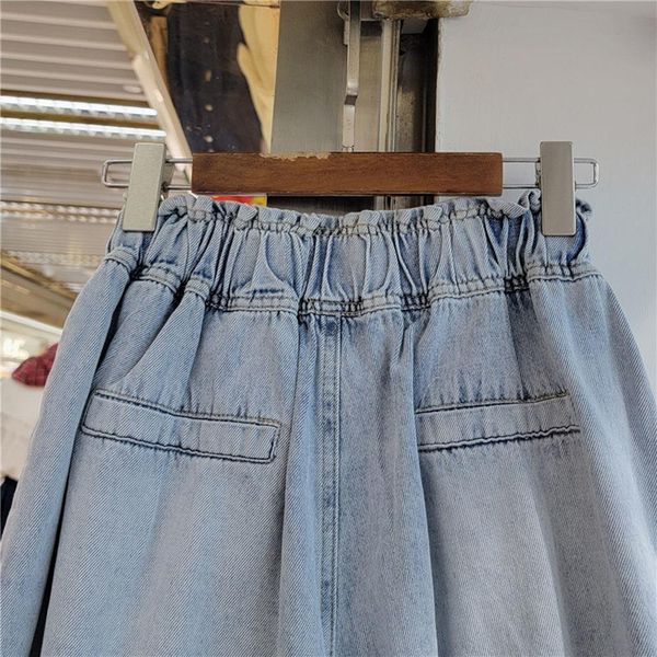 jeans elastic waist 2022 summer european women exquisite rhinestone denim shorts ladies fashion loose wide leg a line jeans pants, Blue
jeans elastic waist 2022 summer european women exquisite rhinestone denim shorts ladies fashion loose wide leg a line jeans pants, Blue