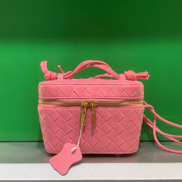 fashion designer box bag ladies woven cosmetic bag woven leather mini shoulder bag luxury crossbody bag handbag new
fashion designer box bag ladies woven cosmetic bag woven leather mini shoulder bag luxury crossbody bag handbag new
