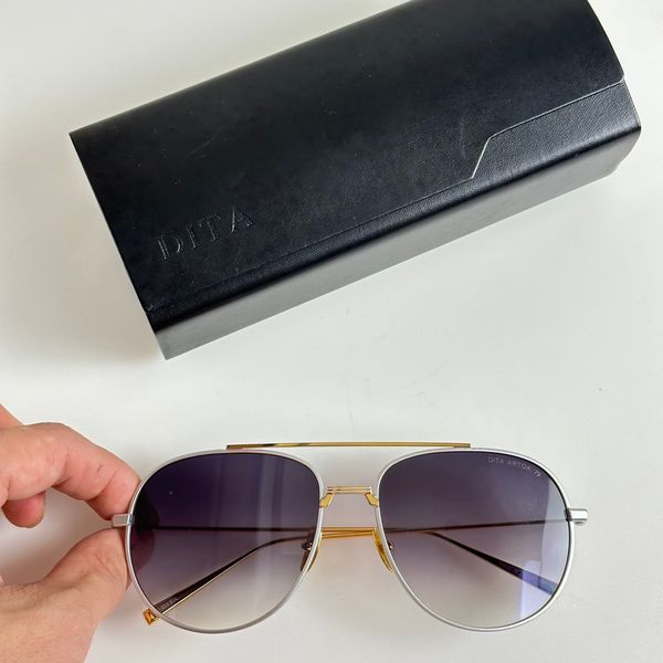 same style dita sunglasses for men and women in the counter, designer double beam metal glasses, gradient color, uv resistant sunglasses, White;black
same style dita sunglasses for men and women in the counter, designer double beam metal glasses, gradient color, uv resistant sunglasses, White;black