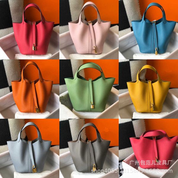 wholesale designer h ormes totes handbags new genuine leather women's bag vegetable basket layer togo cow skin litchi pattern bucket ha
wholesale designer h ormes totes handbags new genuine leather women's bag vegetable basket layer togo cow skin litchi pattern bucket ha