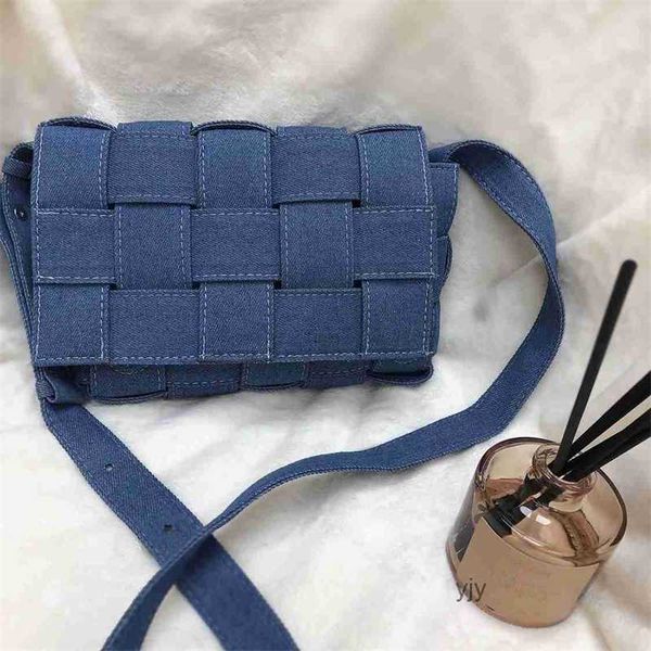 bottegas bags denim cassette small square bag single shoulder bag crossbody bag woven bag tofu bag women's bag small bag one shoulder b
bottegas bags denim cassette small square bag single shoulder bag crossbody bag woven bag tofu bag women's bag small bag one shoulder b