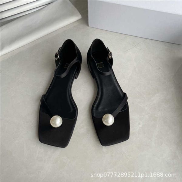 the row dongguan shoes the pearl square head clamping sandals row french elegant flat sole silk single shoes xia xiaozhong shoes, Black
the row dongguan shoes the pearl square head clamping sandals row french elegant flat sole silk single shoes xia xiaozhong shoes, Black