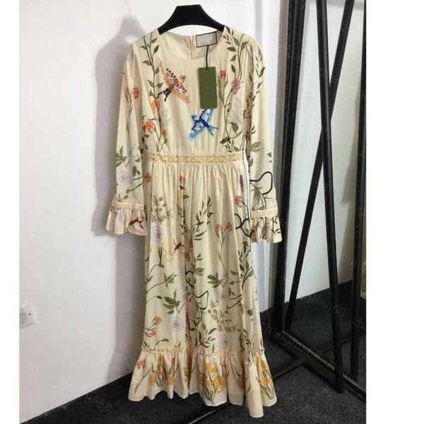 23ss women dress womens designer clothing summer dresses sequin nail-beaded print lotus leaf swing waist long sleeve dress womens clothing a, Black;gray
23ss women dress womens designer clothing summer dresses sequin nail-beaded print lotus leaf swing waist long sleeve dress womens clothing a, Black;gray