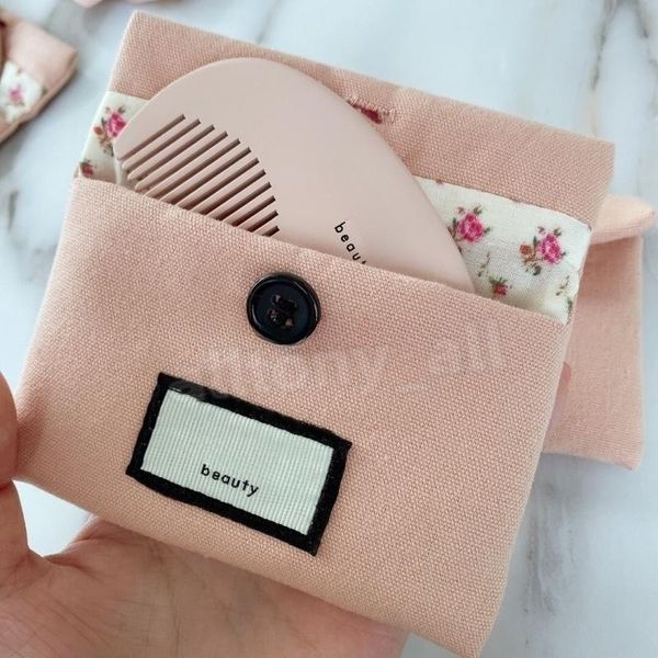fashion designer wood hair brush combs practical sandalwood comb for women girls holiday gifts, Silver
fashion designer wood hair brush combs practical sandalwood comb for women girls holiday gifts, Silver