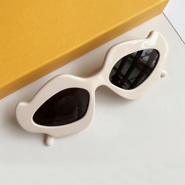 flower cat eye sunglasses beige/dark grey lens women sunnies gafas de sol designer sunglasses occhiali da sole uv400 protection eyewear, White;black
flower cat eye sunglasses beige/dark grey lens women sunnies gafas de sol designer sunglasses occhiali da sole uv400 protection eyewear, White;black