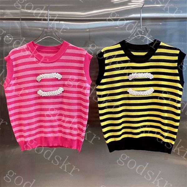 womens tanks designer stripe t shirt flower logo knitted camisoles sleeveless underwear two colors, Black;white
womens tanks designer stripe t shirt flower logo knitted camisoles sleeveless underwear two colors, Black;white