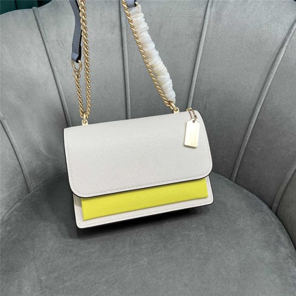 classic single shoulder crossbody bag retro organ bag chain ladies fashion square bag flap 0702-111
classic single shoulder crossbody bag retro organ bag chain ladies fashion square bag flap 0702-111