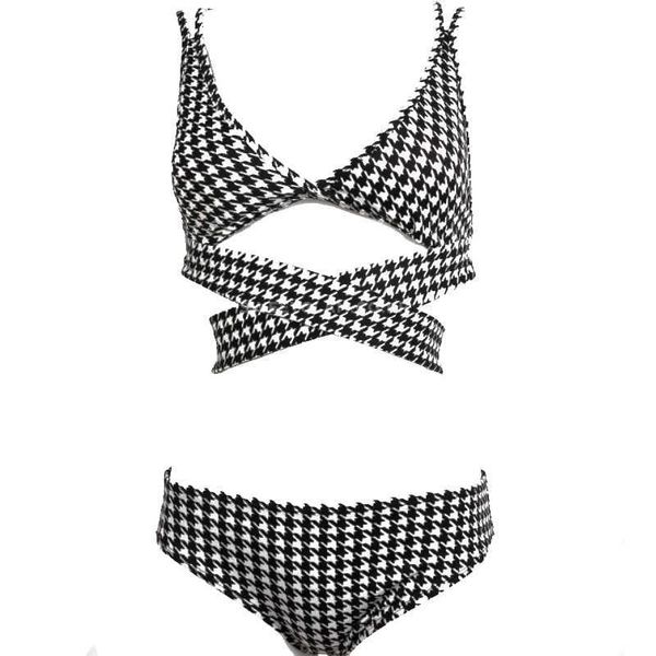 swimsuit women's bikini summer split bikini three point v-neck show chest small chest gather newdk, White;black
swimsuit women's bikini summer split bikini three point v-neck show chest small chest gather newdk, White;black