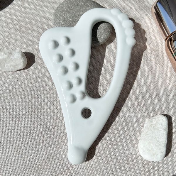 portable ceramic facial gua sha massage board full body scraping plate for face lift slimmer skin tighten face spa guasha massage tool
portable ceramic facial gua sha massage board full body scraping plate for face lift slimmer skin tighten face spa guasha massage tool
