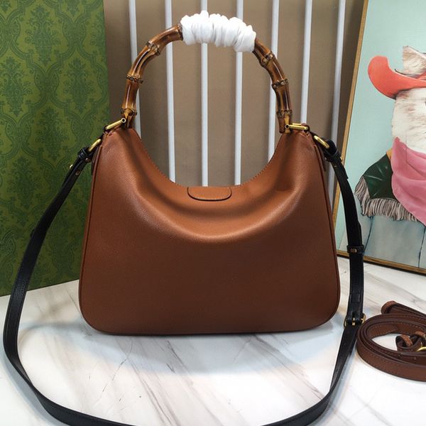 large capacity handbag designer bag womens leather shoulder bag solid color retro crossbody bag fashion bamboo bag 746124
large capacity handbag designer bag womens leather shoulder bag solid color retro crossbody bag fashion bamboo bag 746124