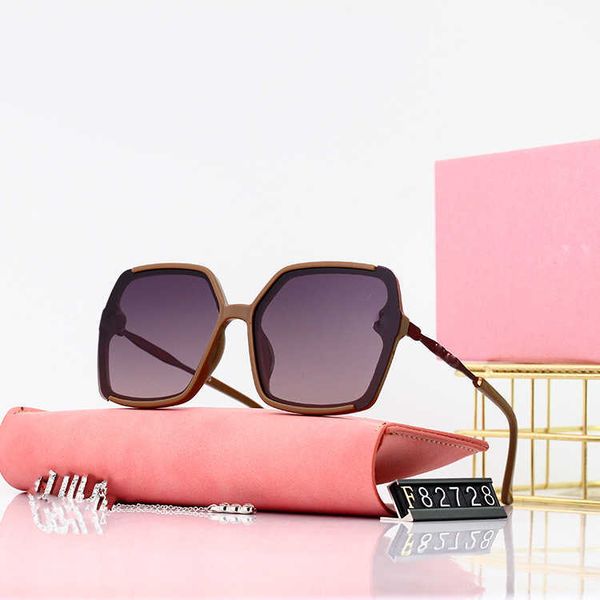 designer of sunglasses new large frame personalized polarized glasses fashion street shoot show sunshade sunglasses female, White;black
designer of sunglasses new large frame personalized polarized glasses fashion street shoot show sunshade sunglasses female, White;black