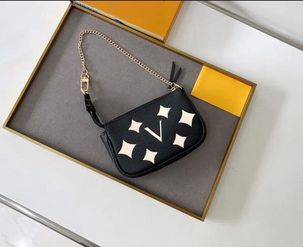 10a genuine leather designer wallets luxury purse mini pochette accessoires women clutch bags flower letter coin purses card holders with or, Red;black
10a genuine leather designer wallets luxury purse mini pochette accessoires women clutch bags flower letter coin purses card holders with or, Red;black