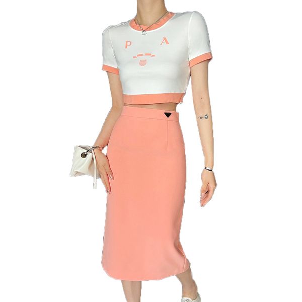 luxury women's two piece dress tracksuits designer suit fashion sweater with fabric classic letter short skirt tracksuit t-shirt sweats, White
luxury women's two piece dress tracksuits designer suit fashion sweater with fabric classic letter short skirt tracksuit t-shirt sweats, White
