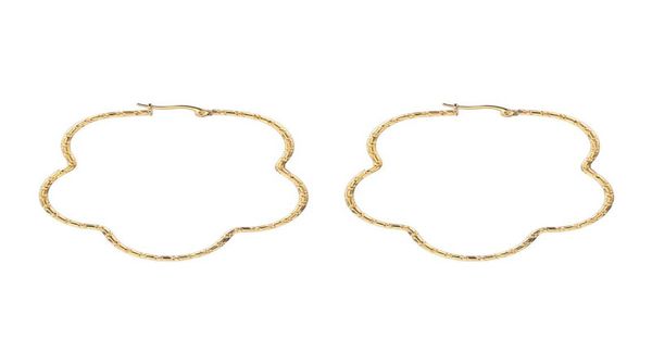 hoop earrings fashion flower titanium steel jewelry for woman gift drop huggie2264387, Golden;silver
hoop earrings fashion flower titanium steel jewelry for woman gift drop huggie2264387, Golden;silver